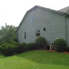 exterior-painting-on-custom-home-in-mequon-wi 4