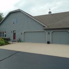 exterior-painting-on-custom-home-in-mequon-wi 6