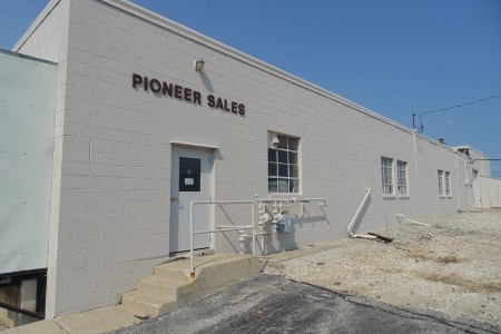 Repaint Commercial Building Pioneer Warehouse In Menomonee Falls, WI