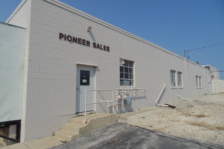 Repaint Commercial Building Pioneer Warehouse In Menomonee Falls, WI