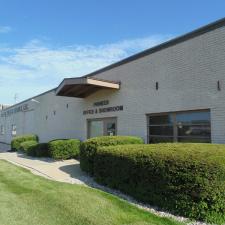 repaint-commercial-building-pioneer-warehouse-in-menomonee-falls-wi 2