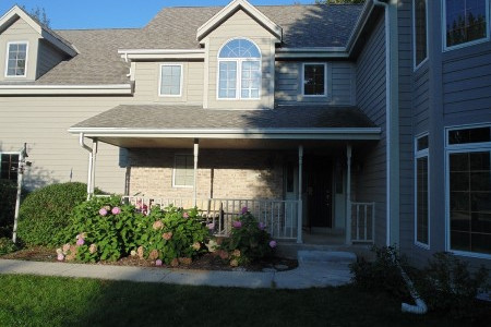 Two story exterior painting in mequon wi